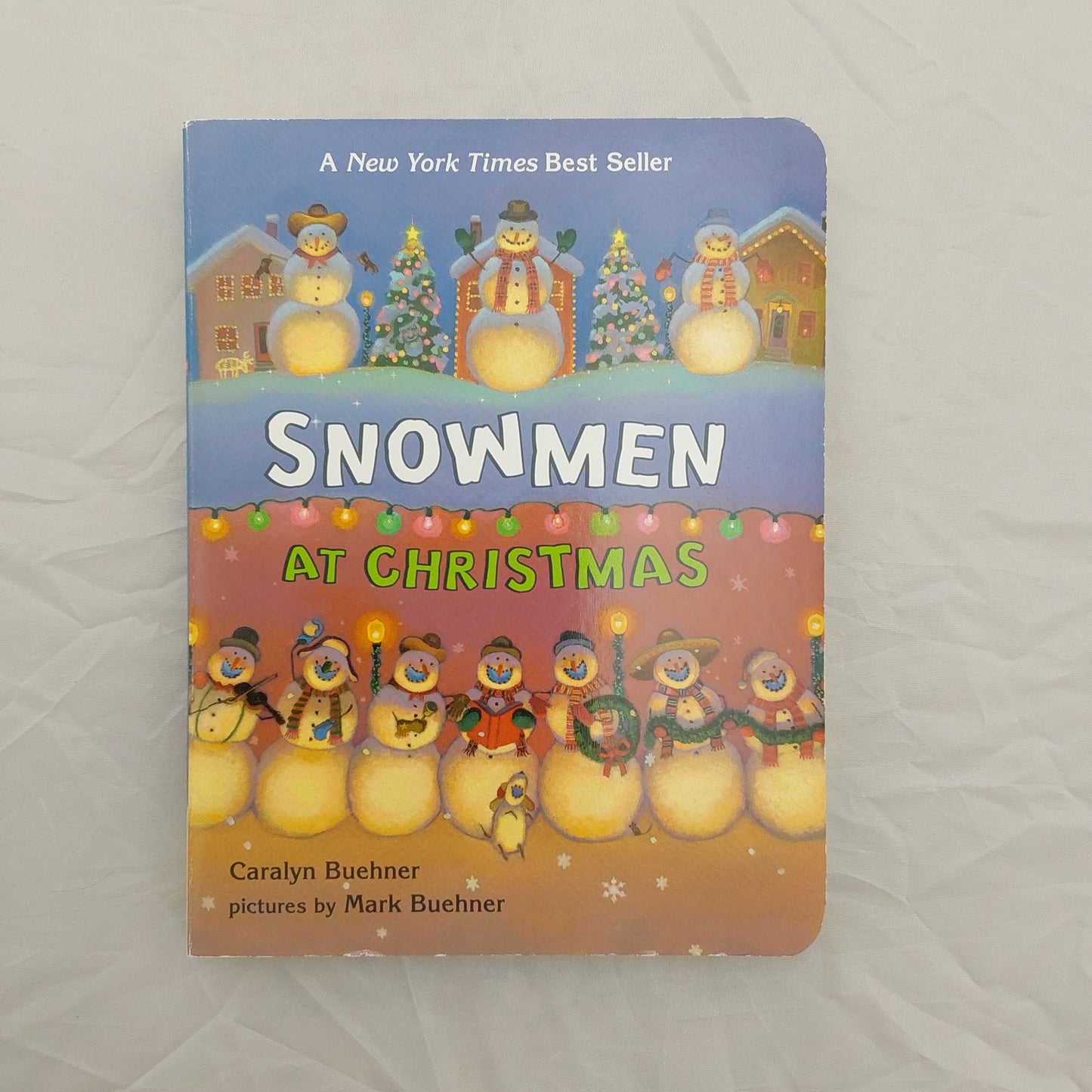 SNOWMEN AT CHRISTMAS