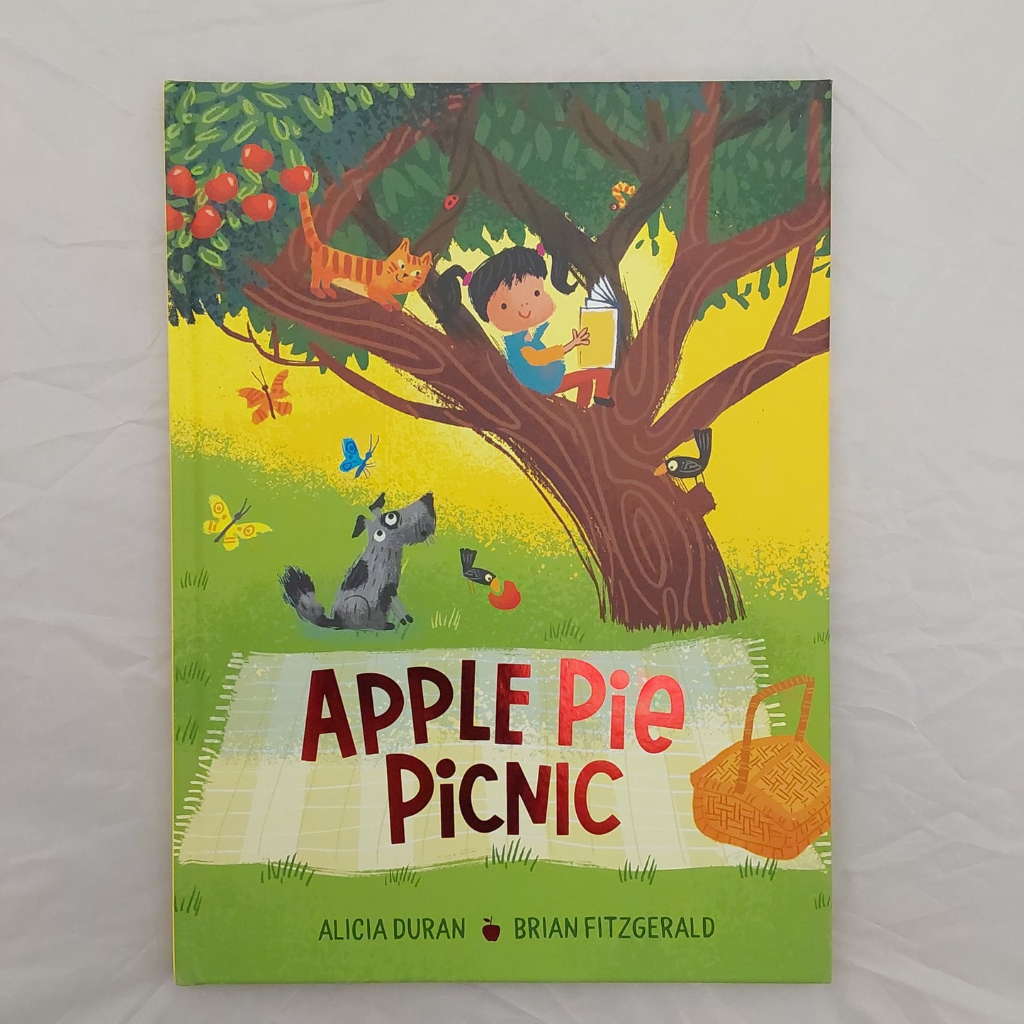 APLE PIE PICNIC