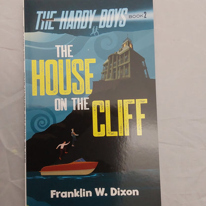 THE HARDY BOYS HOUSE ON THE CLI