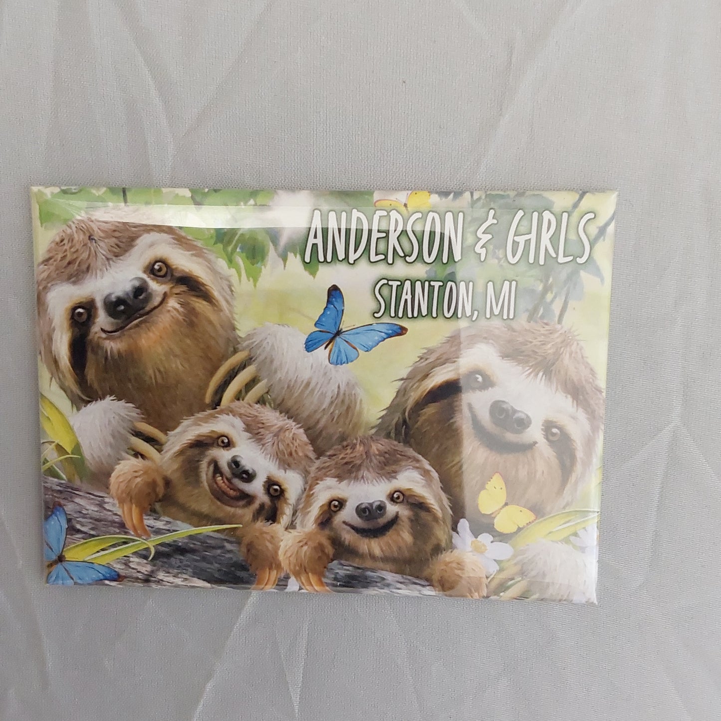 SLOTH FAMILY SELFIE RECTANGLE MAGNET