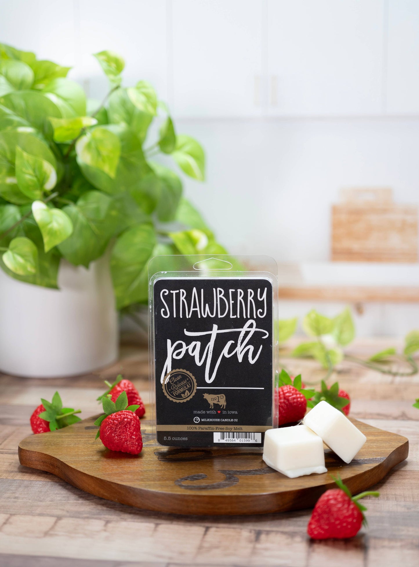 5.5 oz Wax Melts: Strawberry Patch